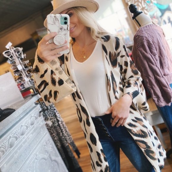 HEAR ME ROAR LEOPARD CARDIGAN-CREAM - Picture 4 of 4